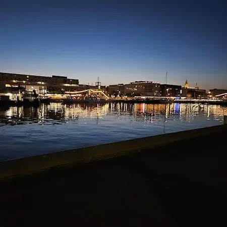 Zentral Gelegene 3-zi דירה קיל